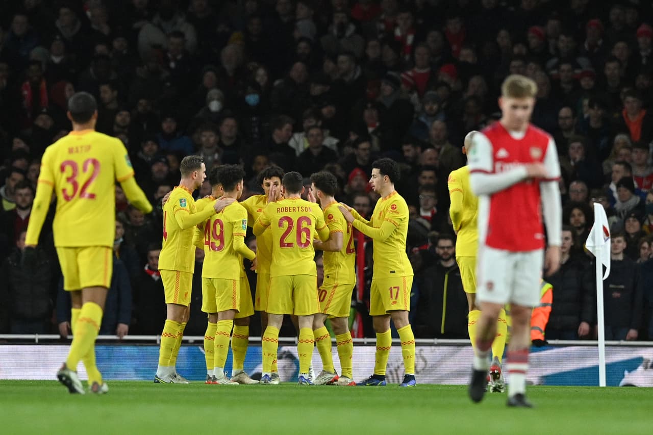 El primer gol enmudeció por completo al Emirates Stadium.