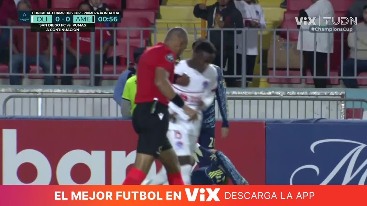 Apenas comenzó y ya se cometió la primera falta y fue sobre Dávila