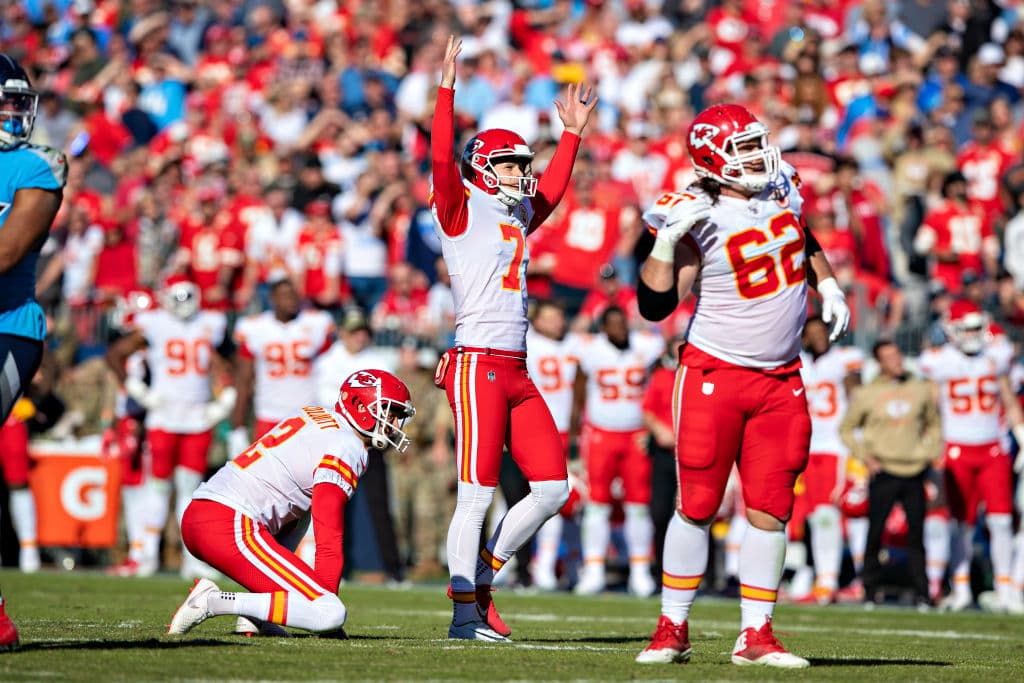 Kansas City 32-35 Tennessee. Los Titans remontan a los Chiefs y consuman la victoria evitando un gol de campo.
