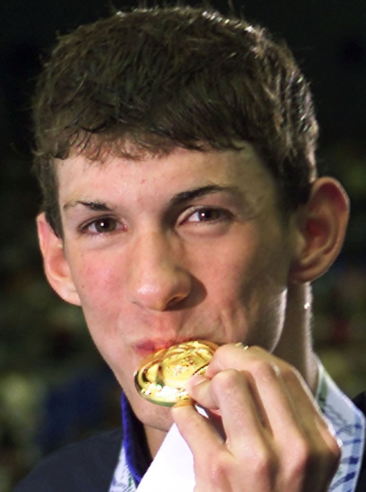 En 2001, antes de cumplir 16 años, rompió su primer récord mundial. Fue en los 200 metros mariposa durante las pruebas clasificatorias para el Campeonato Mundial de Natación.