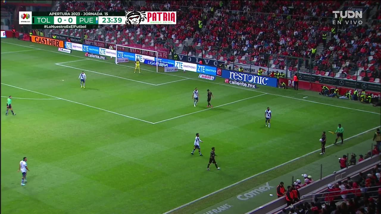 ¡TIRO ATAJADO! disparo por Brian García.