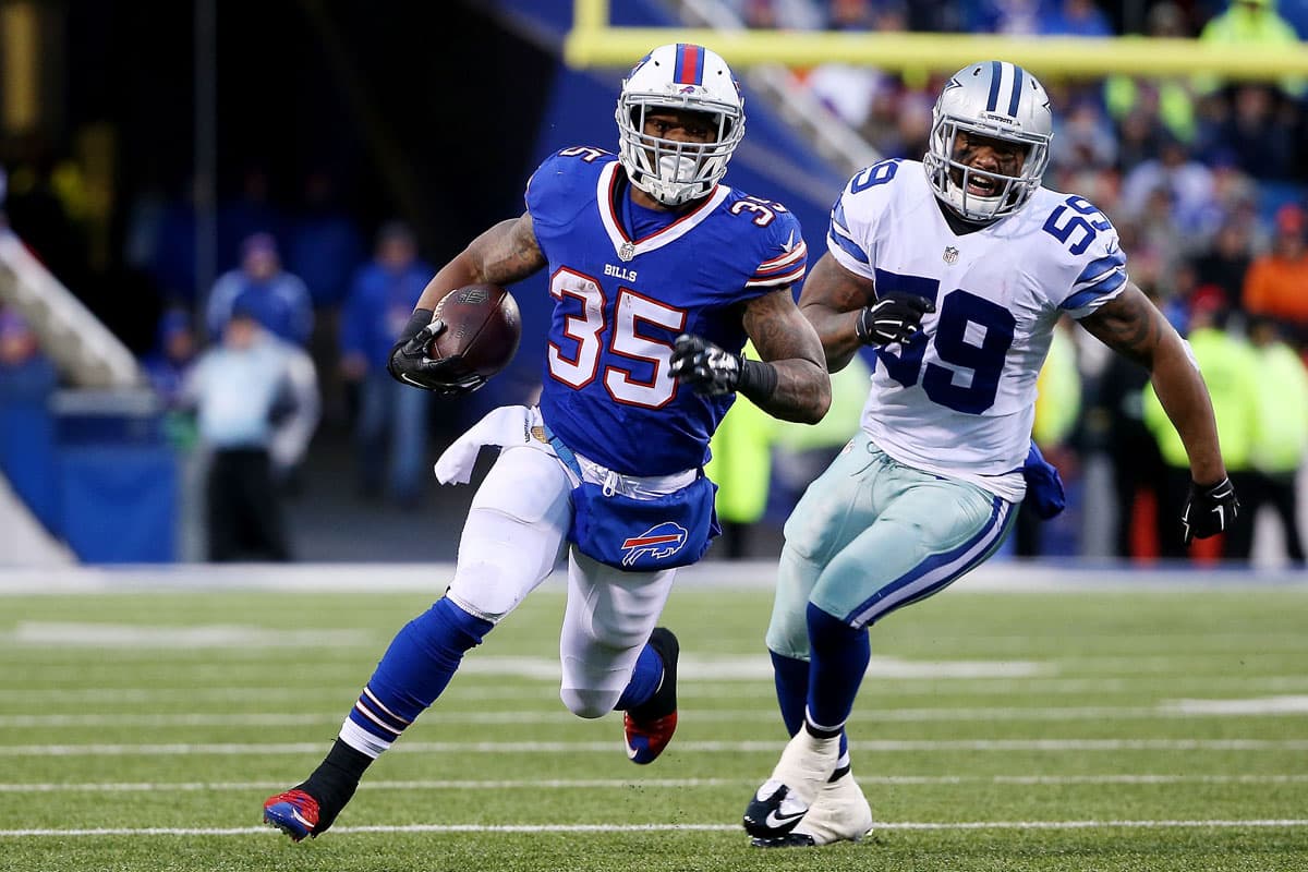 El novato Mike Gillislee, corrió 50 yardas para TD con 2:25 en el reloj para asegurar la victoria de Bills 16-6 sobre los Cowboys.