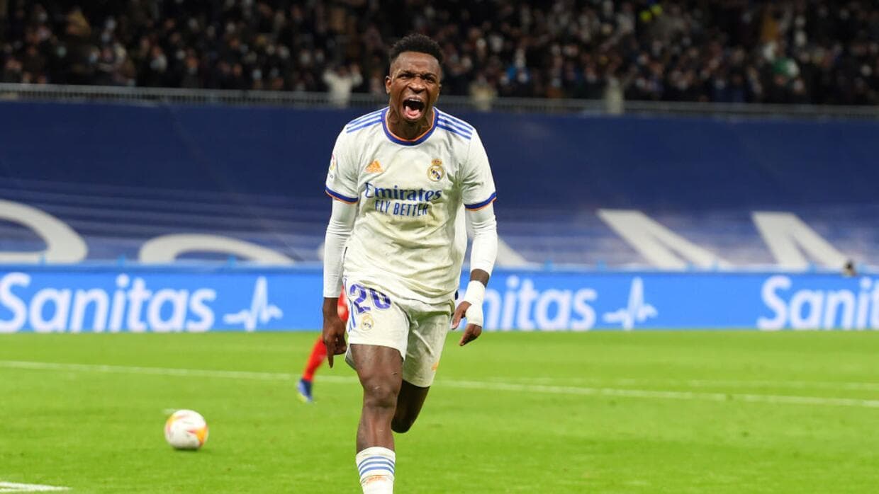 Vinicius supera coronavirus y está disponible con Real Madrid