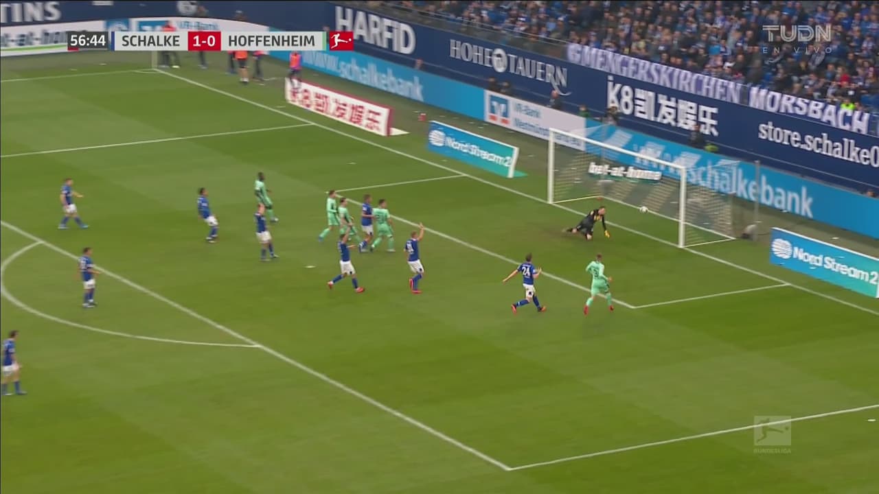 ¡Kramarić se perdió la del empate! Manda su cabezazo por un costado de la portería