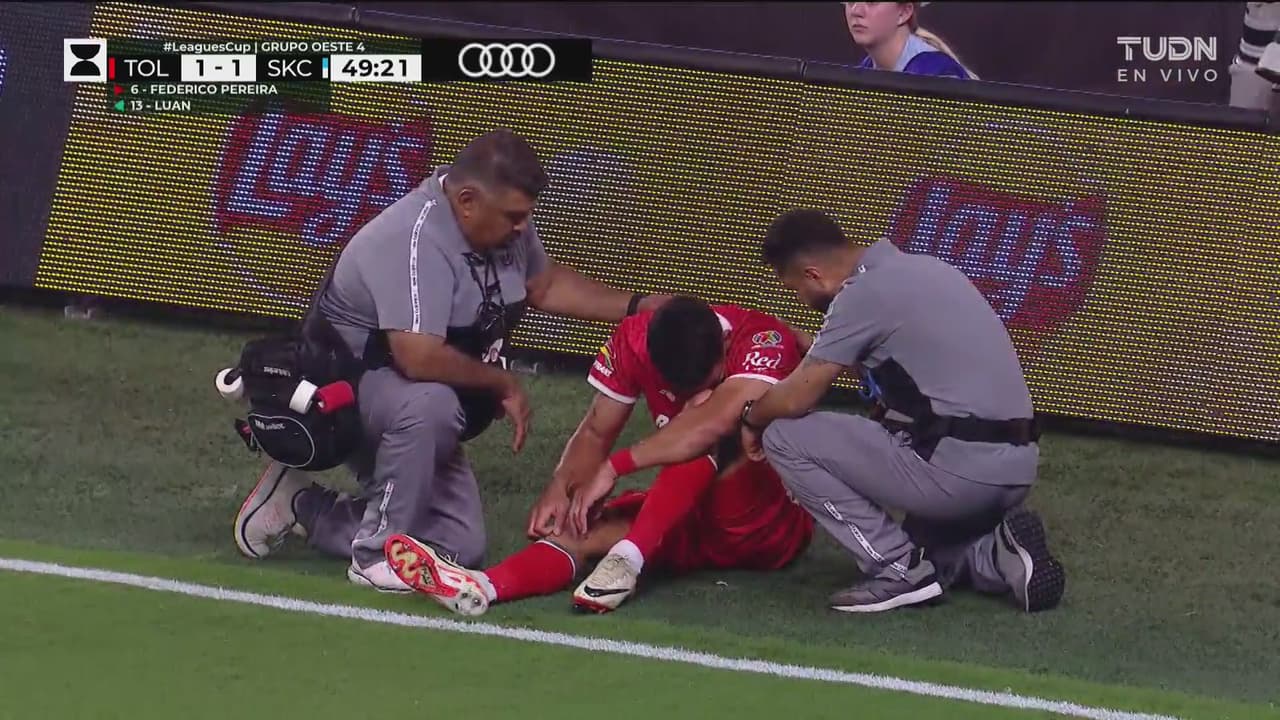 ¡Terribles noticias para el Toluca! Federico Pereira sale llorando de la cancha
