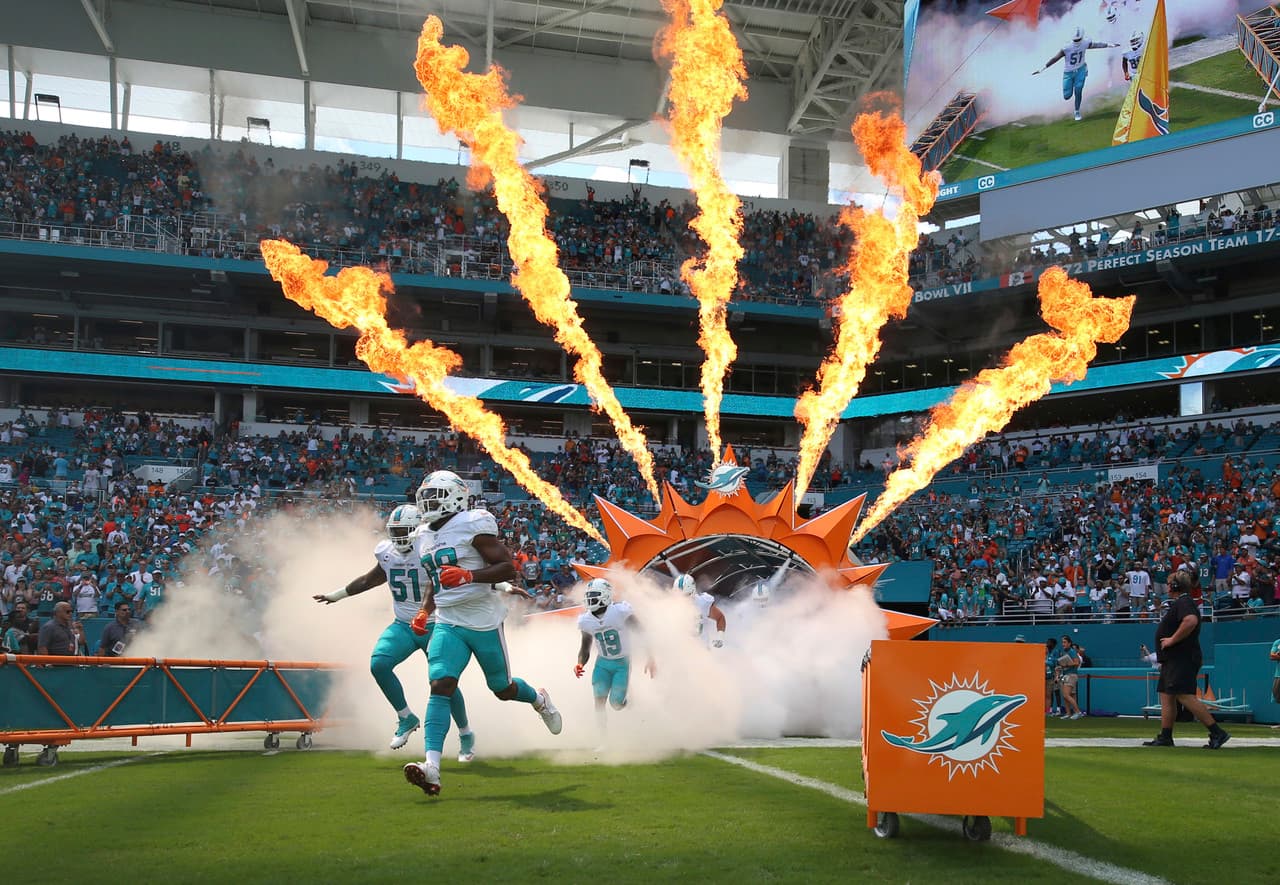 Los Dolphins al fin se presentaron en su renovado Hard Rock Stadium tras el debut contra Tampa pospuesto por el huracán Irma y el viaje a Londres para 'recibir' a Saints.