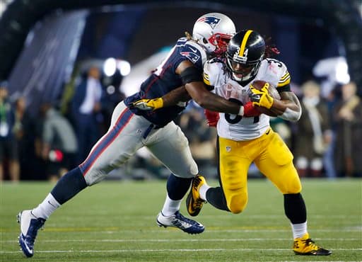 El corredor DeAngelo Williams tuvo grandes acarreos para los 'Acereros'.