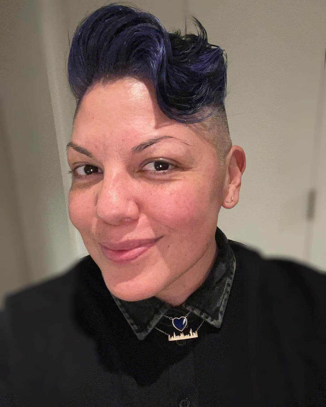 Ramírez, la ex estrella de "Grey's Anatomy", dijo que que era no binaria.