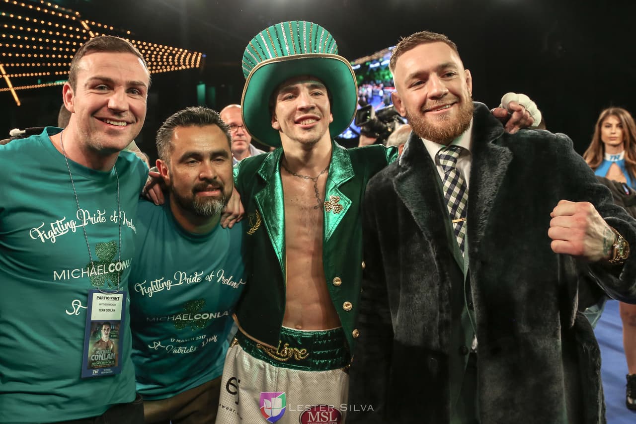 En el día de San Patricio, el irlandés Michael Conlan debutó en el boxeo profesional con una victoria por nocaut técnico en el tercer round ante Tim Ibarra. Su compatriota y superestrella de la UFC, Conor McGregor, estuvo a su lado. El medallista de bronce olímpico del 2012 obtuvo el triunfo en el Madison Square Garden en Nueva York.