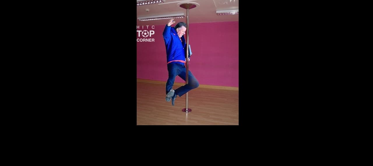 Fotos y memes de la caída de Van Gaal