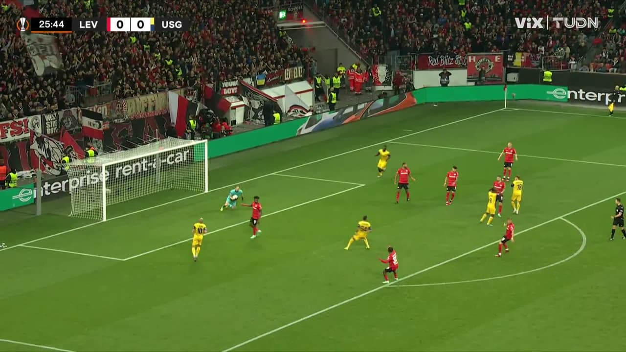 ¡TIRO ATAJADO! disparo por Yorbe Vertessen.