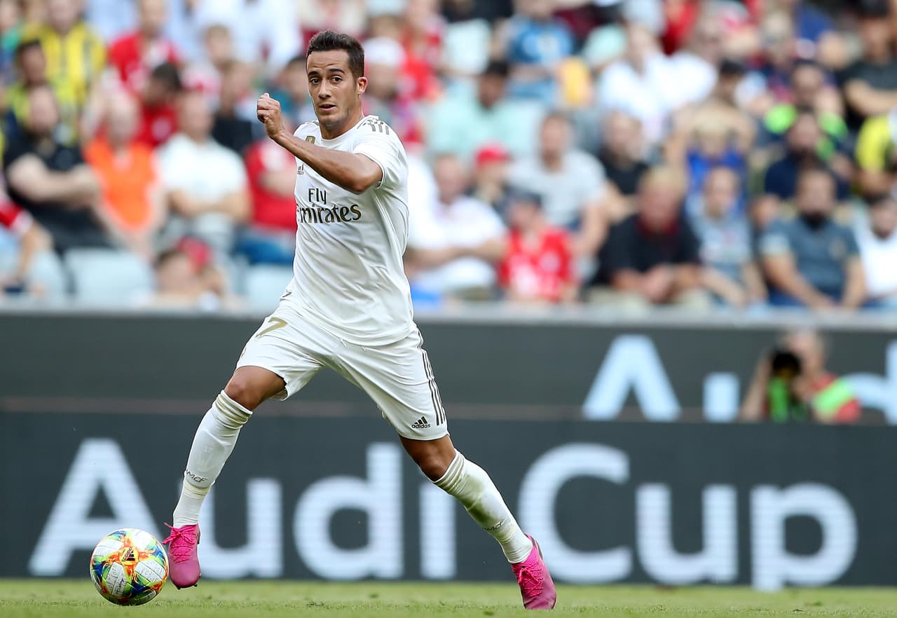 Otra opción es Lucas Vázquez,quien jugó 258 minutos y podría alinear en la derecha en el 4-3-3 para fortalecer los apoyos defensivos.