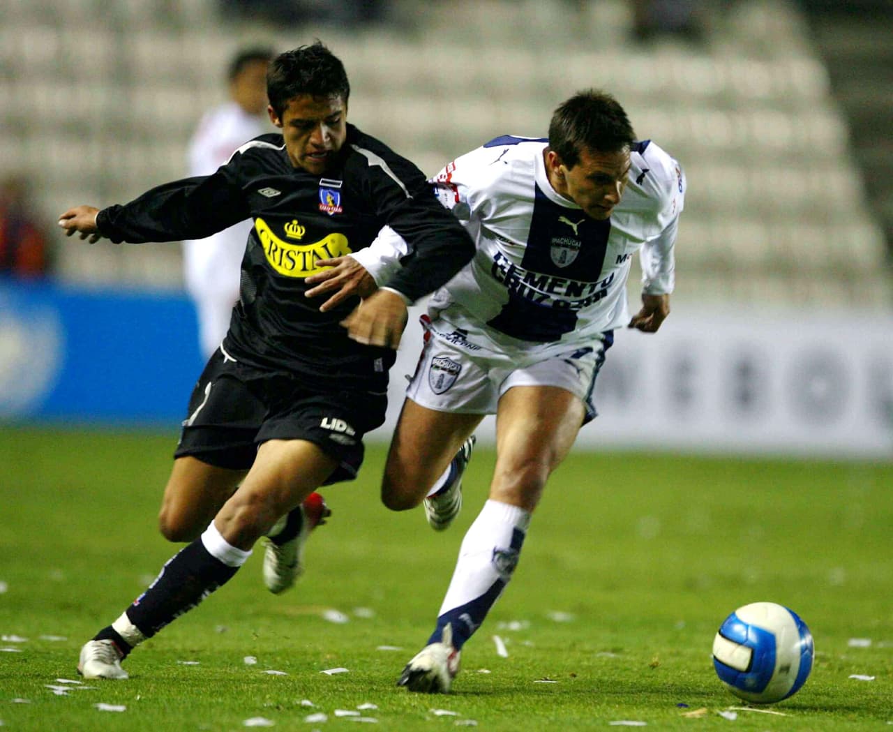 El Colo Colo de Alexis Sánchez, Arturo Vidal y Humberto Suazo alcanzó la final de la Copa Sudamericana 2006 ante Pachuca.