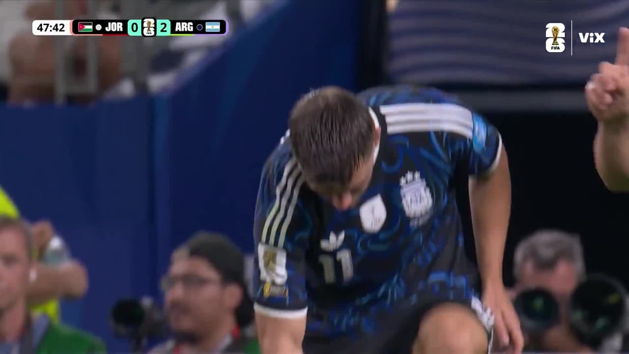 ¡El fuera de juego le niega el doblete a Lo Celso!