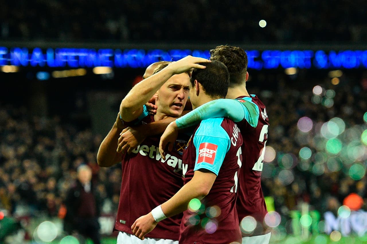 Los goles del partido los anotaron Christian Benteke –para el Palace– y Mark Noble –para el West Ham–, mientras que Javier Hernández no marcó pero jugó todo el compromiso y fue vital para la consecución del empate.