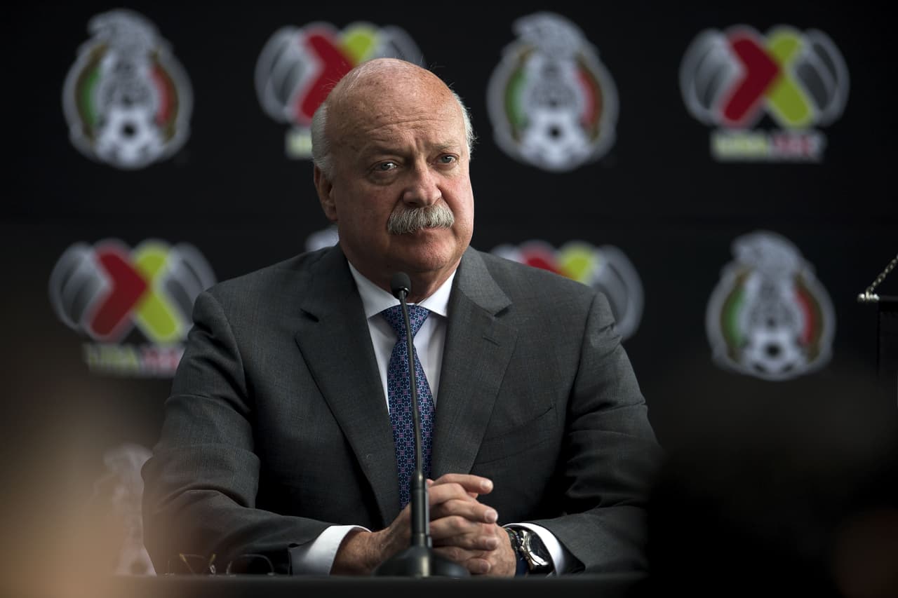 Enrique Bonilla en conferencia de prensa.