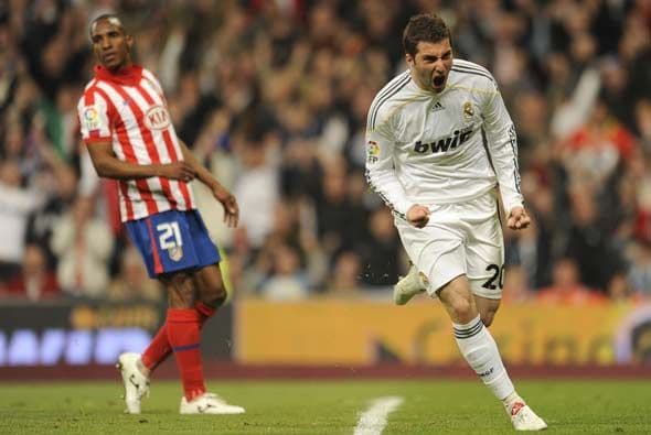 Gonzalo Higuaín marcó el 3-1 e hizo olvidar algunas fallas que tuvo previamente.