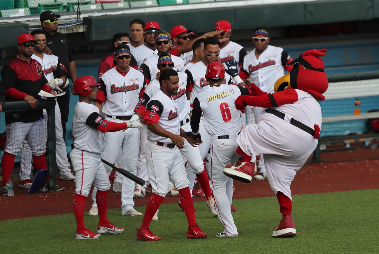 Venezuela elimina a México de la Serie del Caribe