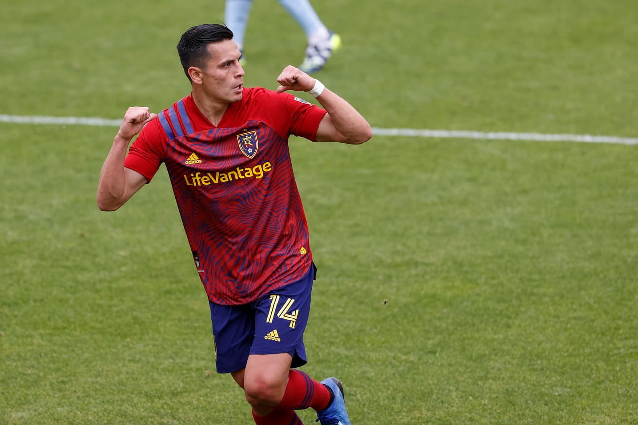 Con dos goles frente a Sporting Kansas City, Rubio Rubin es el hombre del momento en Real Salt Lake.
<br>