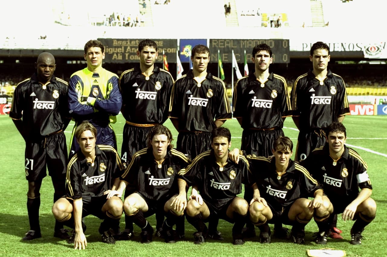 Real Madrid tuvo en su titular a una nómina mixta, pero con muchos nombres de talla mundial. Como curiosidad, en este juego entraría a jugar el camerunés Samuel Eto'o.