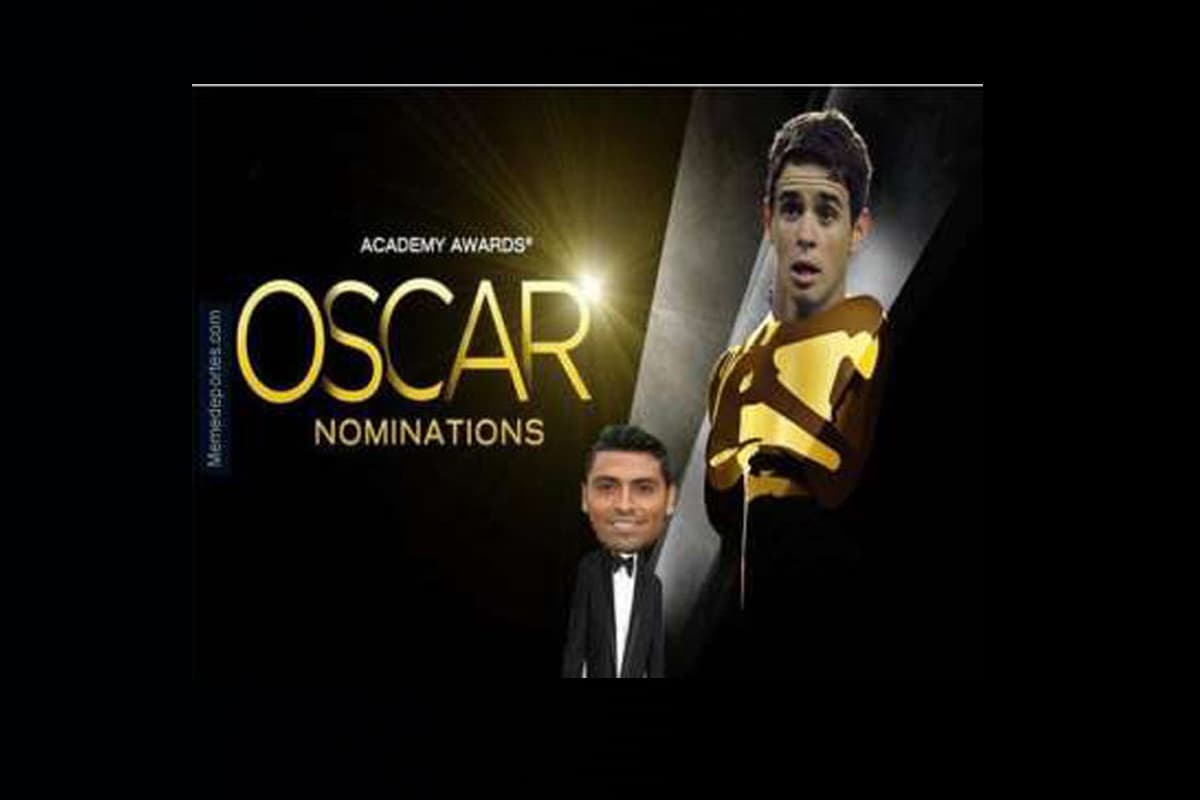 Mira los mejores memes del 'dedazo' de Gonzalo Jara a Edinson Cavani en el partido Chile-Uruguay en cuartos de final de la Copa América 2015 (Twitter).