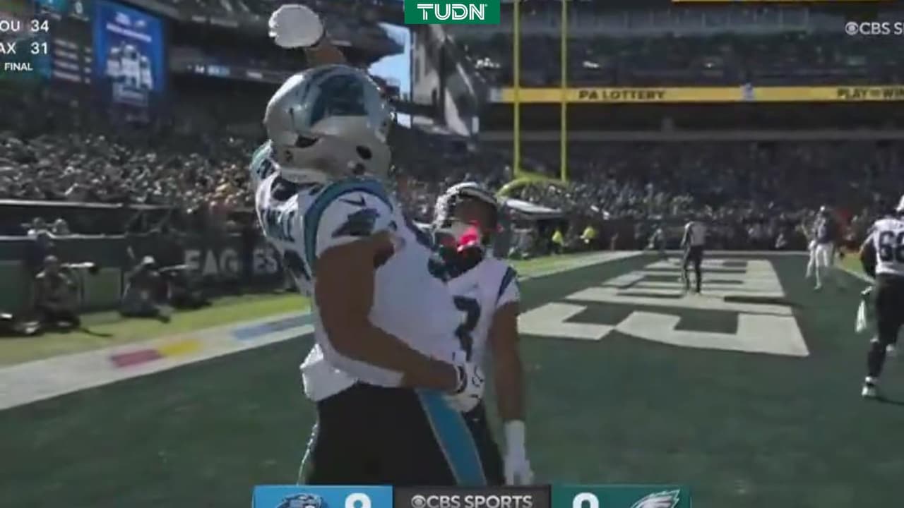¡Panthers pone contra la pared a los Eagles con la anotación!