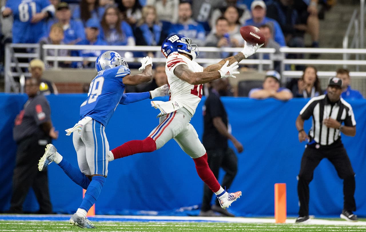Los pateadores fueron protagonistas, pero las clásicas atrapadas y tacleadas forman parte de las mejores fotos en la Semana 8.