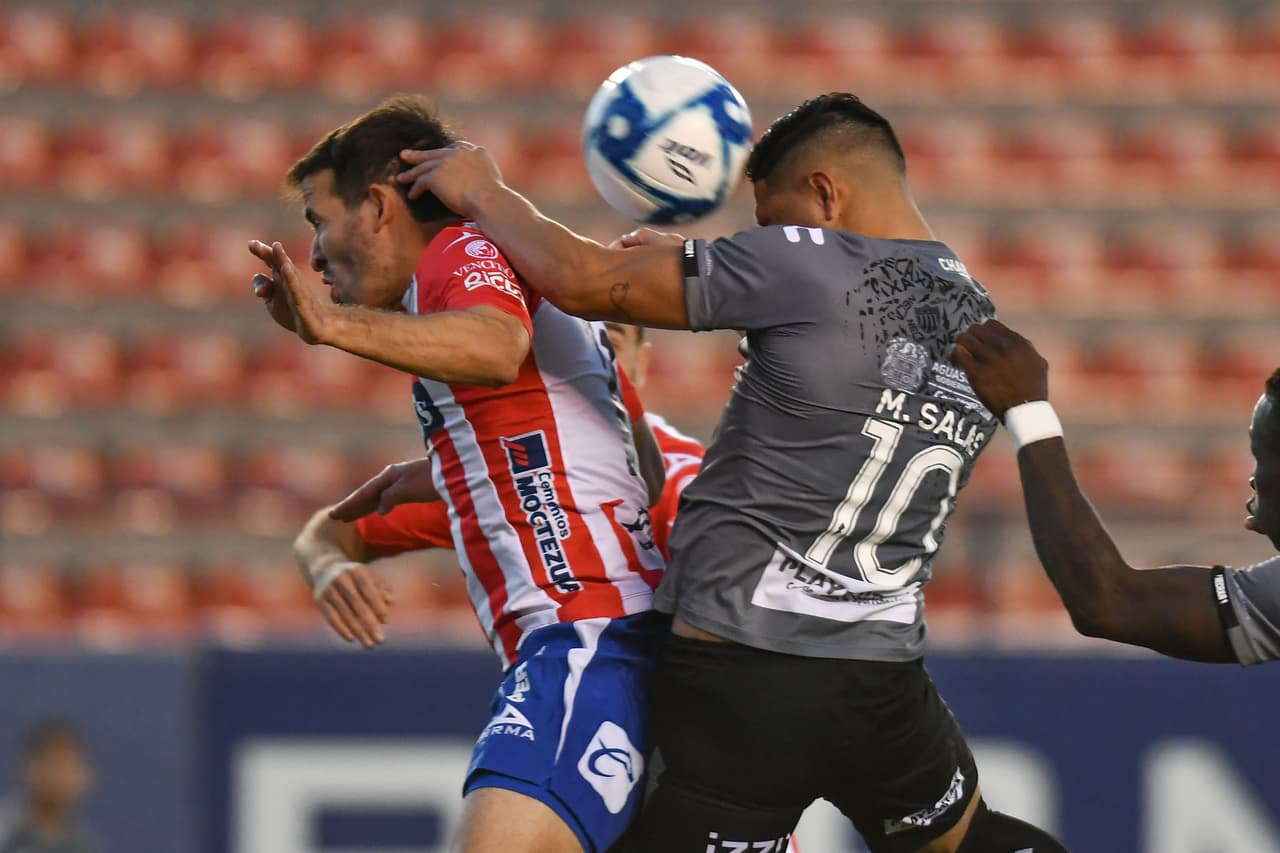 Con goles de Mauro Quiroga al 32 y Cristian Calderon al 90+3 el Necaxa se impone de visita 0-2.