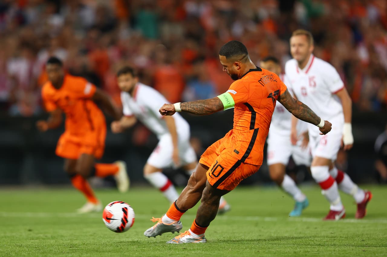 Polonia se puso en ventaja de dos goles gracias a los tantos de Cash y Zieliński, pero los Países Bajos reaccionaron con las anotaciones de Klaassen y Dumfries.