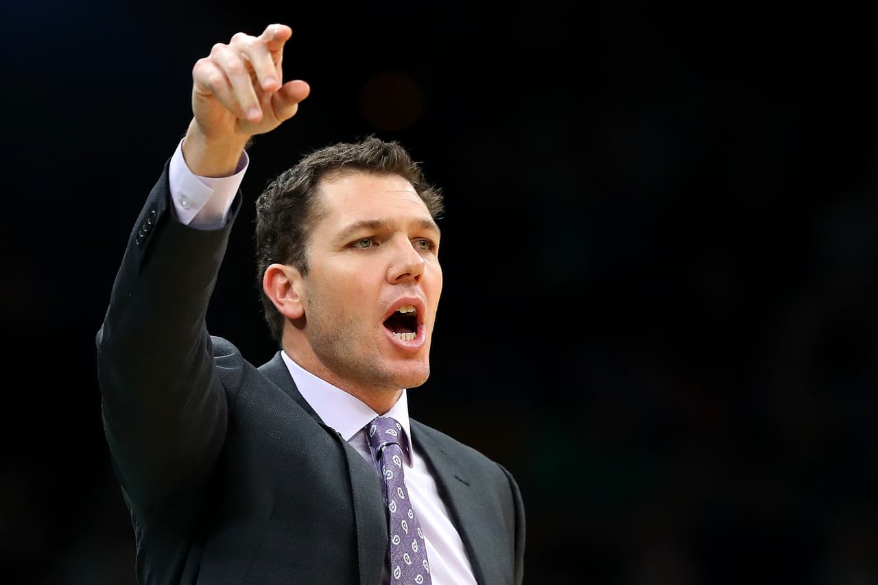 BOSTON, MASSACHUSETTS - FEBRUARY 07: Head Coach Luke Walton of the Los Angeles Lakers directs his team during the second quarter against the Boston Celtics at TD Garden on February 07, 2019 in Boston, Massachusetts. NOTE TO USER: User expressly acknowledges and agrees that, by downloading and or using this photograph, User is consenting to the terms and conditions of the Getty Images License Agreement. (Photo by Maddie Meyer/Getty Images)