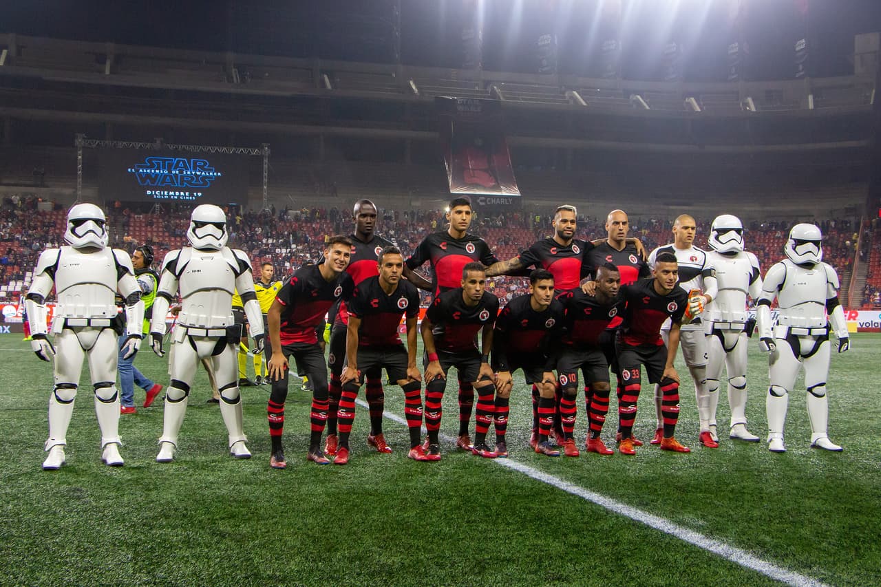 Con doblete de Funes Mori, gol desde los once pasos de Nico Sánchez y gol de Pizarro, Monterrey golea de visita a los Xolos.