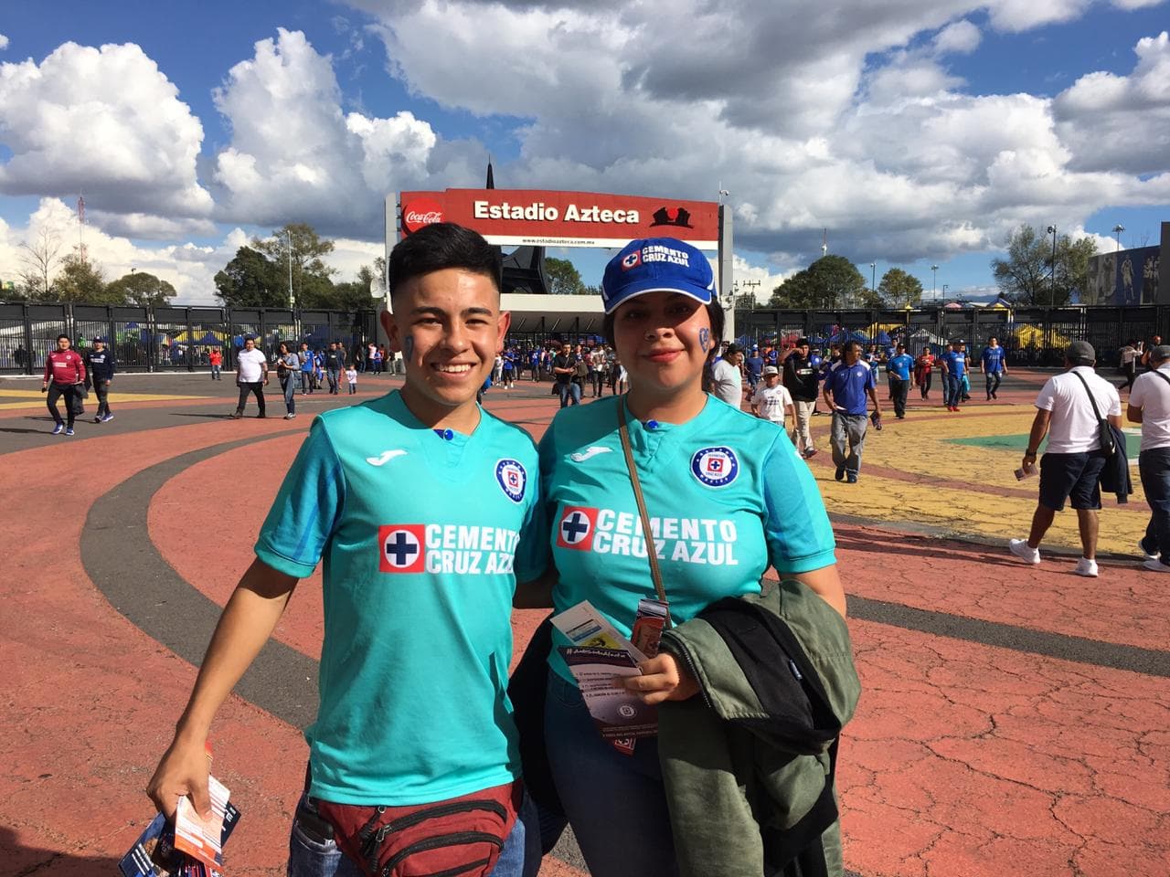Llega la tarde en coapa y el Cruz Azul se prepara en el Azteca para jugar frente al Morelia.
