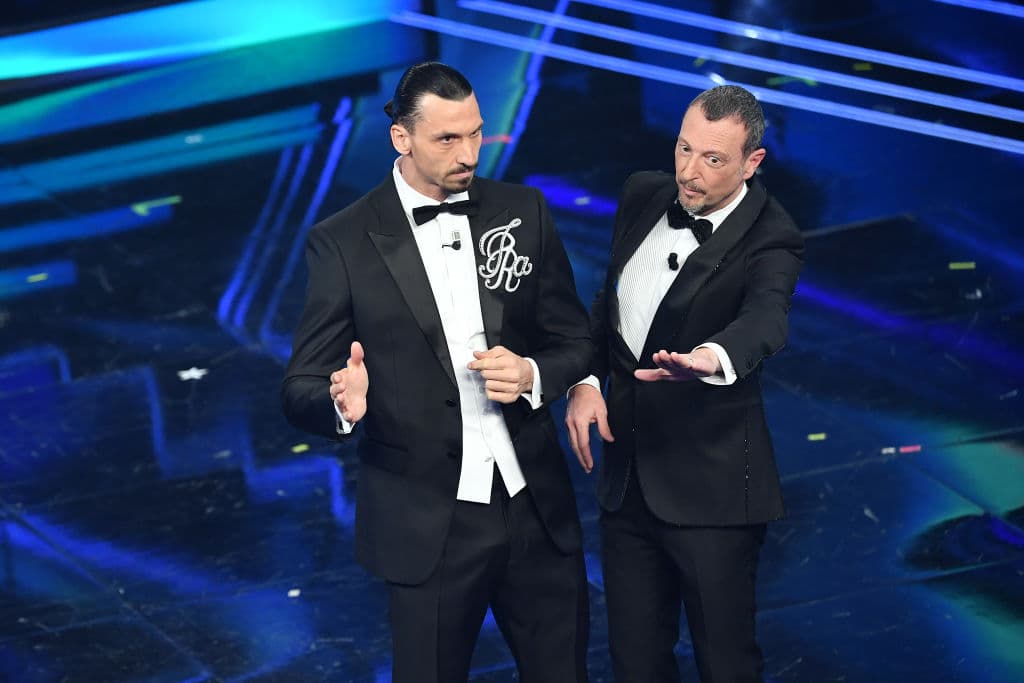 Luego de conducir la final del certamen musical, Zlatan volará a Verona para alinear con el Milan.