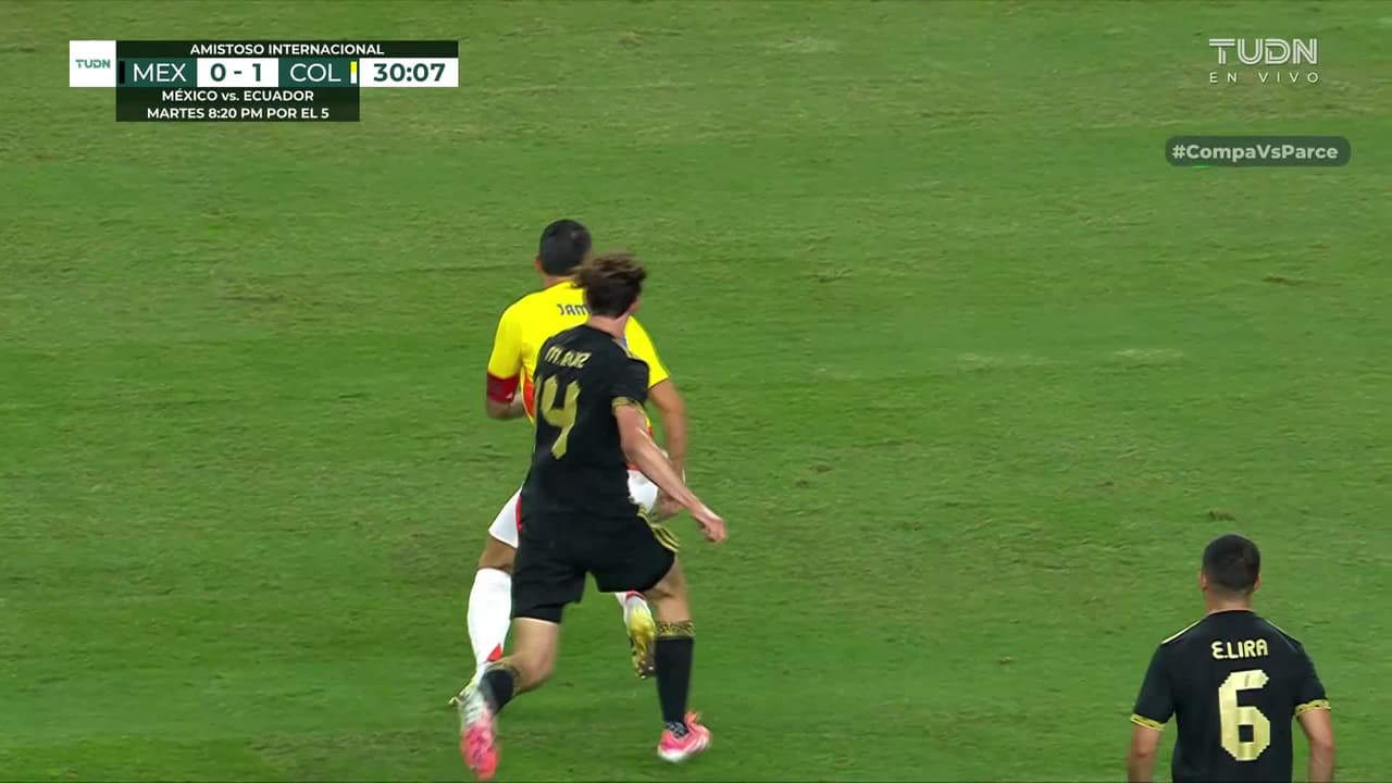 ¡Fuerte falta sobre James Rodríguez! Marcel Ruiz se lleva el cartón amarillo