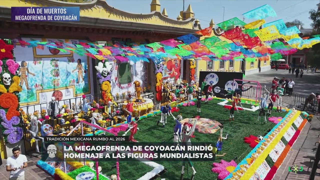 Mega ofrenda del Día de Muertos en Coyoacán