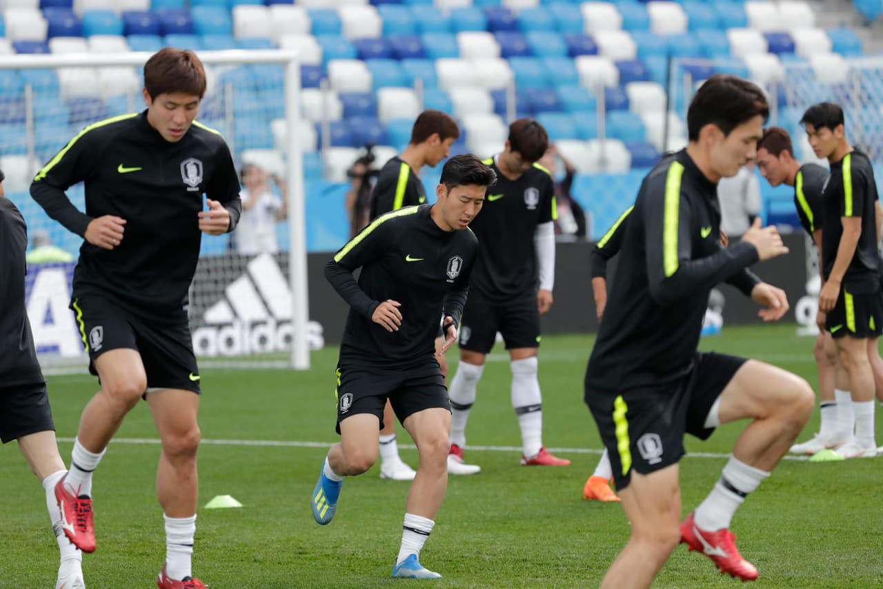 En el Mundial en el que fueron anfitriones, junto con Japón, los surcoreanos tuvieron su mejor papel en un evento de esta talla, al concluir en el cuarto puesto.