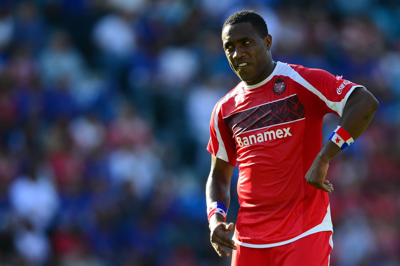 Otro jugador del ataque, nos referimos a Luis Tejada, llegó al fútbol mexicano luego de brillar en Sudamérica, específicamente en Perú. El ‘Matador’ como muchos lo apodan, jugó con el Toluca y posteriormente con el Veracruz.