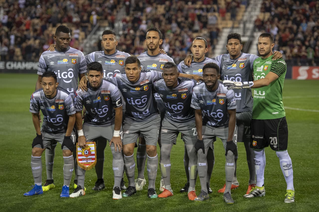 Mientras que la visita lo hizo con Cambronero, Fuller, Salazar, Brown, Arellano, Marin, Granados, Díaz Espinoza, Vargas, Azofeifa y Ortíz.