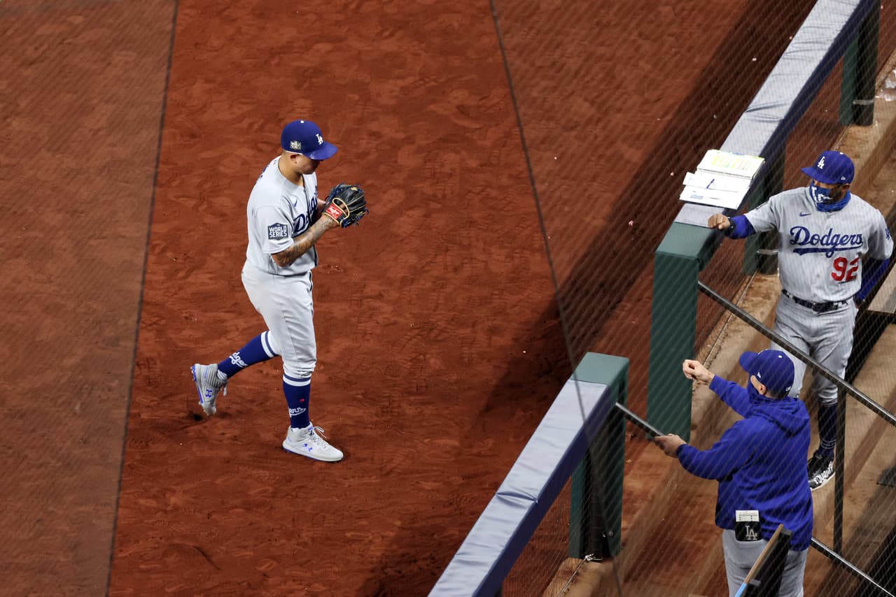 Urías sobre Dave Roberts: "Respeto cualquier decisión, él manda"