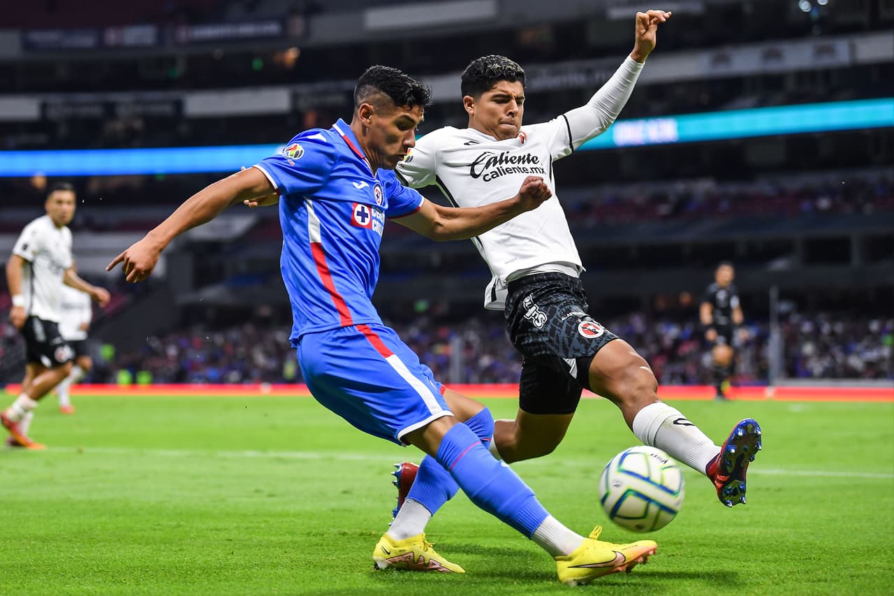 Los Xolos sorprendieron a Cruz Azul en el Azteca y ya son cuartos en la clasificación.