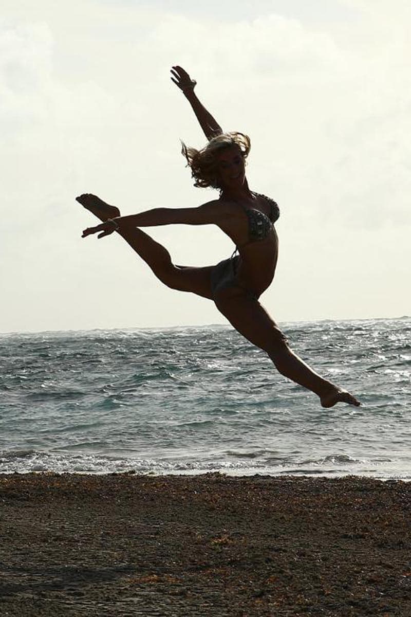 En el paraíso de la isla de Santa Lucía las cheerleaders de los Chiefs hicieron su calendario 2015. ¡Mira las bellezas de KC!