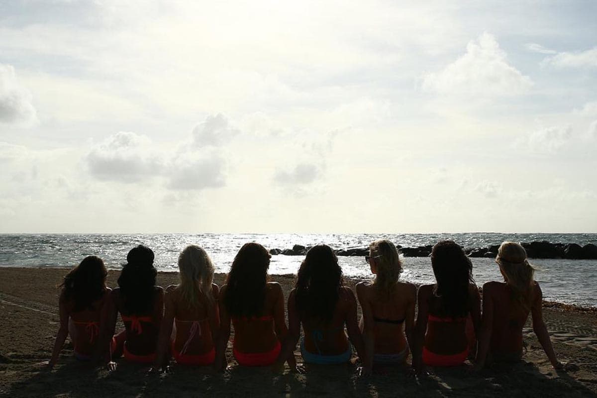 En el paraíso de la isla de Santa Lucía las cheerleaders de los Chiefs hicieron su calendario 2015. ¡Mira las bellezas de KC!