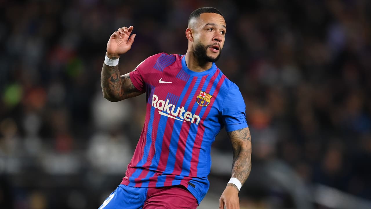 Depay se suma a la lista de lesionados del Barça