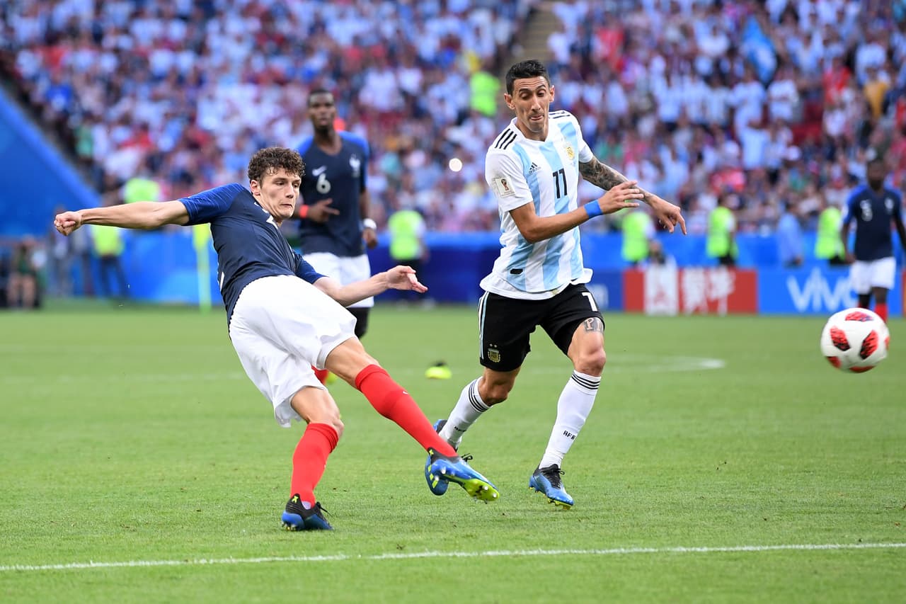 3. Benjamin Pavard (Francia Vs. Argentina)