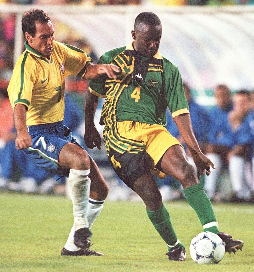Jamaica (Copa Oro 1998).- De nuevo aparecen en esta lista los caribeños, ahora superando a Brasil en el grupo empatando sin goles con la 'verde-amarelha' en aquella primera fase. (Foto: Getty Images).
