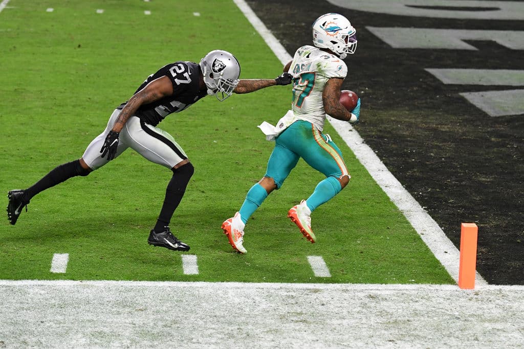 Los Miami Dolphins se aferraron y consiguieron el resultado en Las Vegas | Los Raiders dejaron de apretar en la segunda mitad del juego; Miami despertó y consiguió dejar el marcador 25-26.