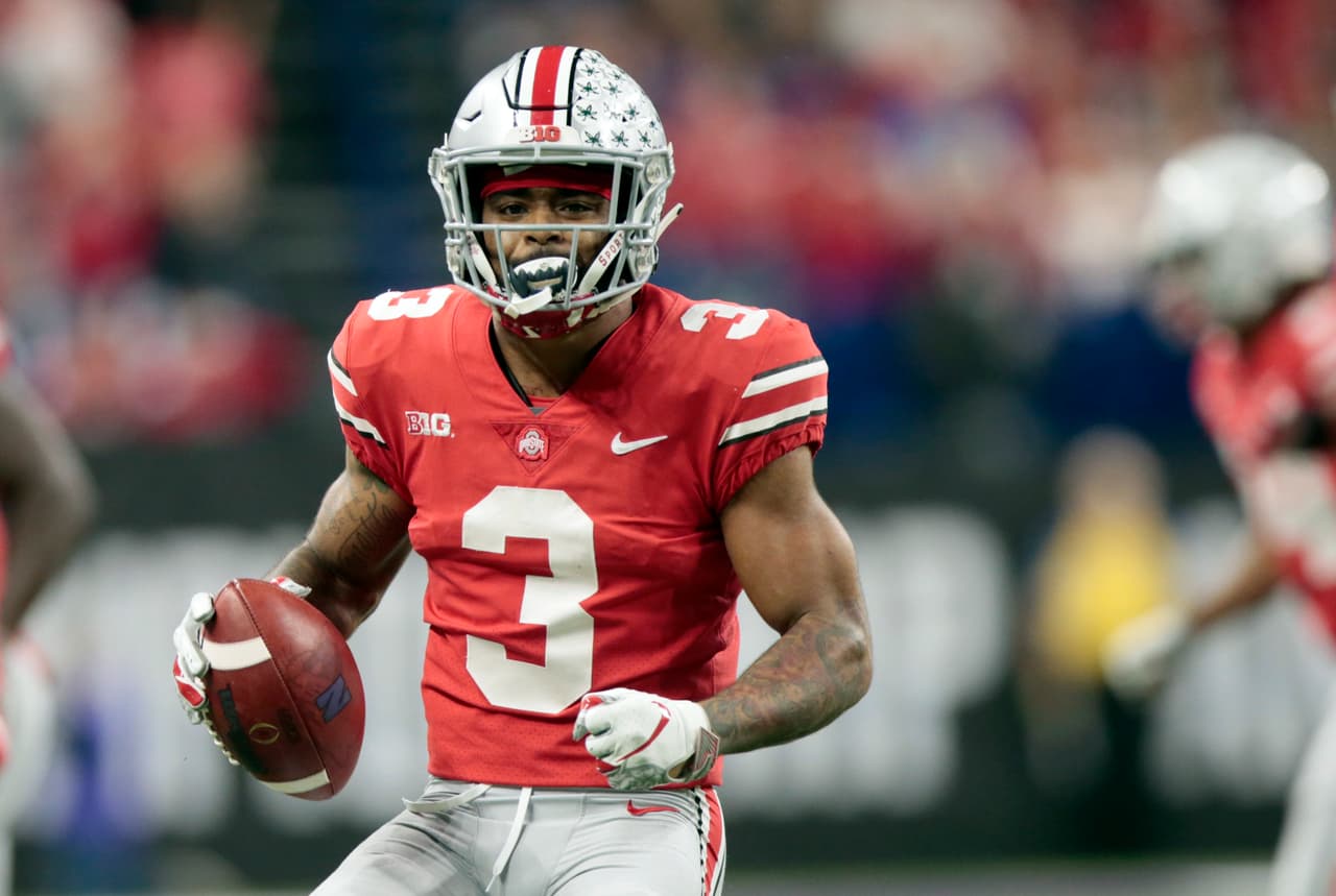 <b>Damon Arnette</b> (CB) | Pick 19
<br>Equipo: 
<b>Las Vegas Raiders</b>
<br>College: Ohio State