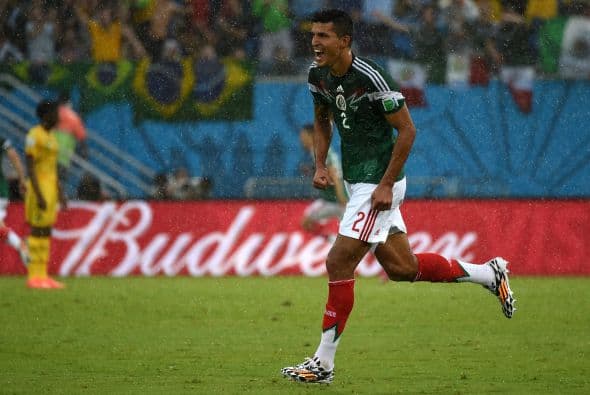 Francisco Javier Rodríguez es otro que probó que tiene la mentalidad y fútbol para jugar en Europa. Primero se marcho al PSV Eindhoven de Holanda y tras 4 años en el club emigró al VfB Stuttgart de Alemania dos años más.