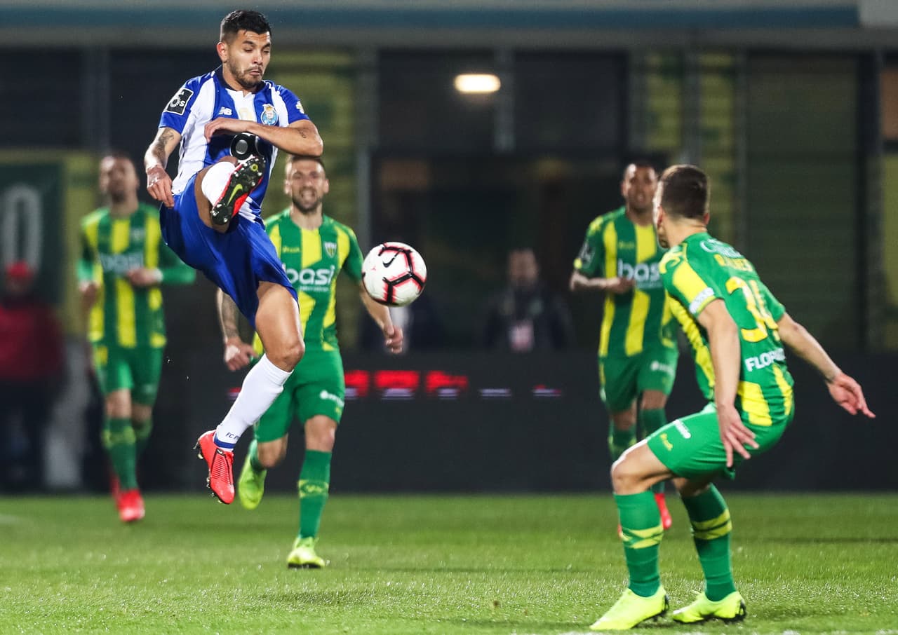 En 39 partidos de esta temporada, el mexicano ha sido titular en 29, lo que demuestra la confianza que tiene en él, el técnico Sergio Conceicao.