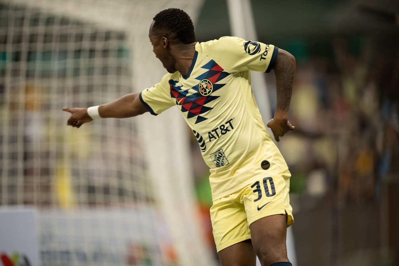 Dos Santos puso la asistencia del 2-1 anotada por Renato Ibarra.